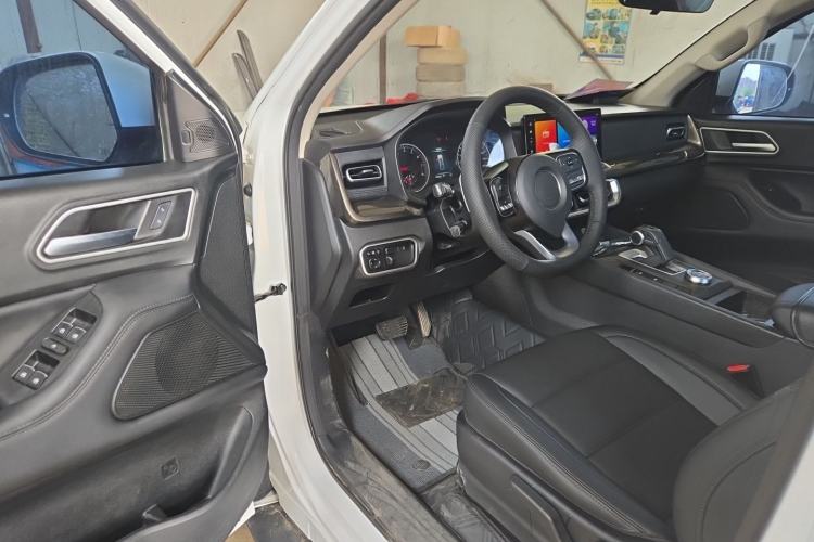 Used Great Wall Poer 2023 2.0T Commercial Version Automatic Gasoline 4x4 Navigation-Ready Long-Box GW4C20B Driver Seat