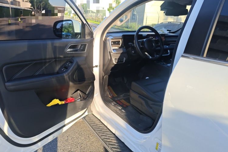 Used Great Wall Poer 2023 2.0T Passenger Version Automatic Gasoline Two-Wheel Drive Comfort Trim – GW4C20B Driver Seat