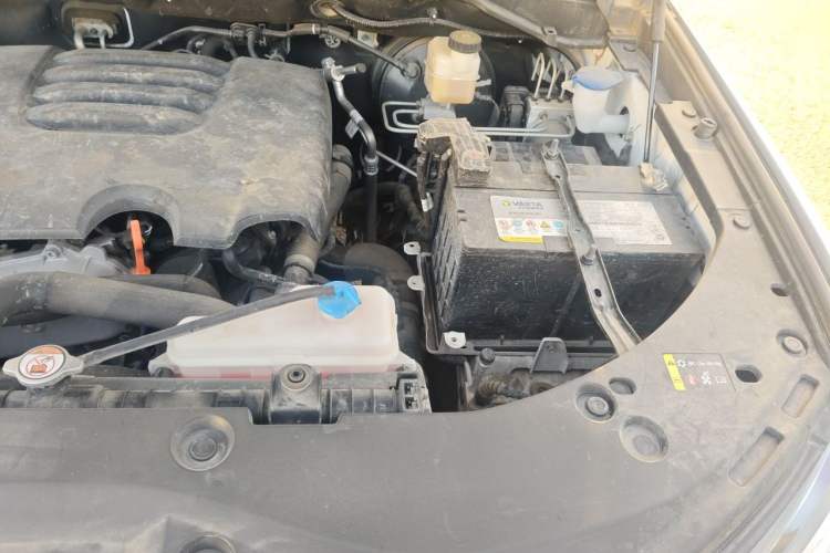 Used Great Wall Poer 2023 2.0T Passenger Version Automatic Gasoline Two-Wheel Drive Comfort Trim – GW4C20B Engine Bay Left