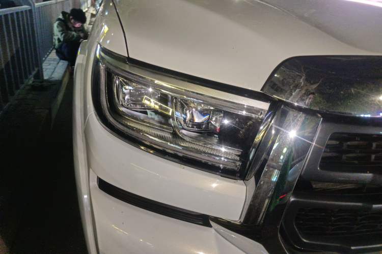 Used Great Wall Poer 2023 2.0T Passenger Version Automatic Gasoline 4x4 Sporty GW4C20B Exterior 6