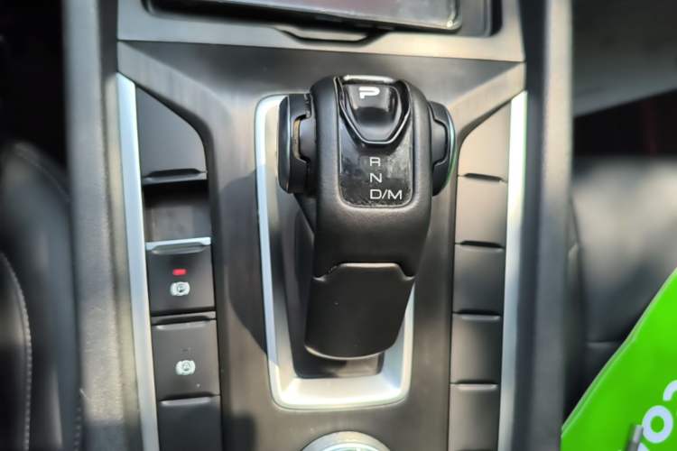 Used Great Wall Poer 2023 2.0T Commercial Version Automatic Gasoline 4x4 Elite Long-Box GW4C20B Gear Lever