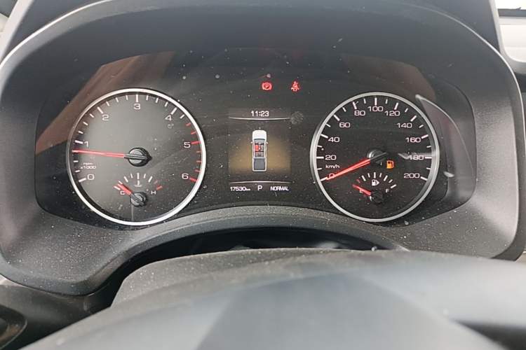 Used Great Wall Poer 2023 2.0T Commercial Version Automatic Diesel Two-Wheel Drive Elite Trim with Long Bed – GW4D20M Instrument Cluster