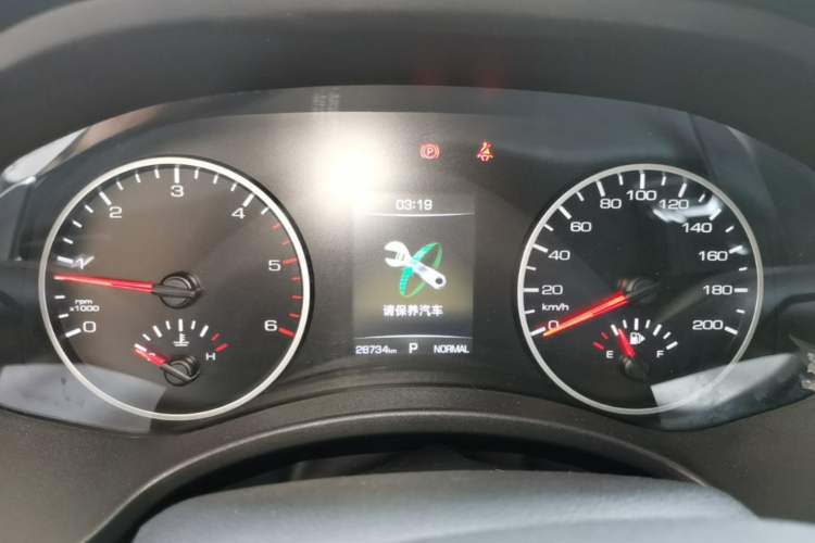 Used Great Wall Poer 2023 2.0T Commercial Version Automatic Diesel Two-Wheel Drive Elite Trim with Long Bed – GW4D20M Instrument Cluster