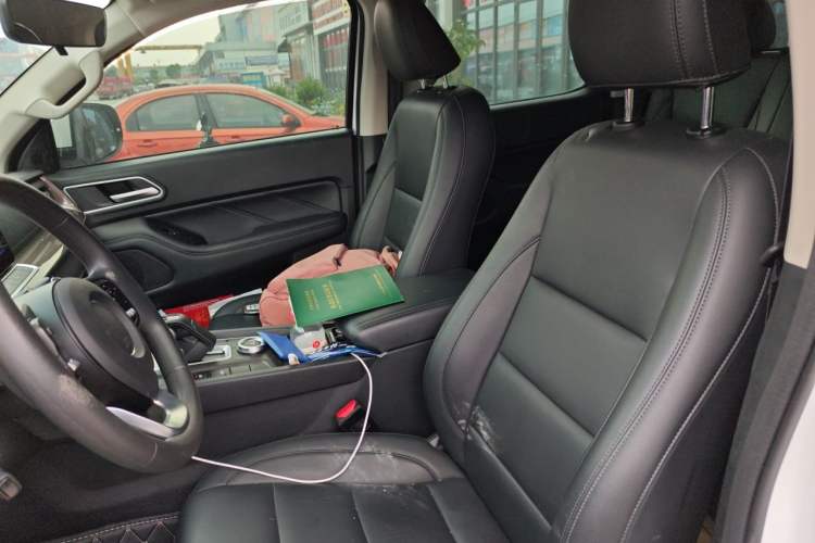 Used Great Wall Poer 2023 2.0T Commercial Version Automatic Diesel 4x4 Elite Standard Box GW4D20M Left Front Seat