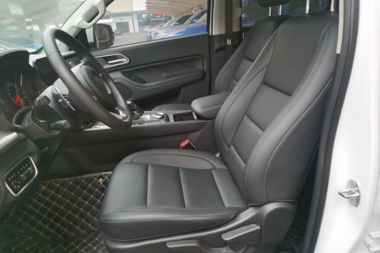 Used Great Wall Poer 2023 2.0T Commercial Version Automatic Diesel Two-Wheel Drive Elite Trim with Long Bed – GW4D20M Left Front Seat