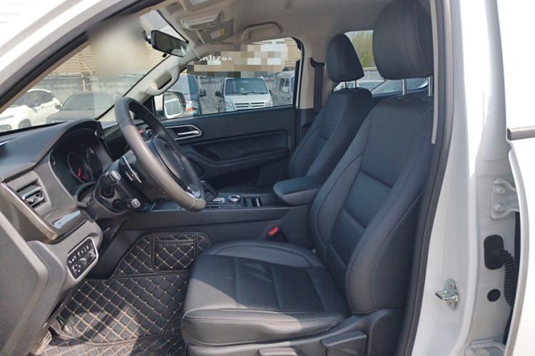 Used Great Wall Poer 2023 2.0T Commercial Version Automatic Diesel 4x4 Elite Long-Box GW4D20M Left Front Seat