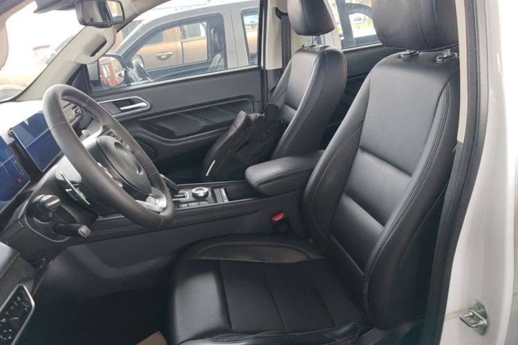 Used Great Wall Poer 2023 2.0T Passenger Version Automatic Diesel 4x4 Comfort Trim – GW4D20M Left Front Seat