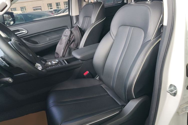 Used Great Wall Poer 2023 2.0T Passenger Version Automatic Diesel 4x4 Comfort Trim – GW4D20M Left Front Seat