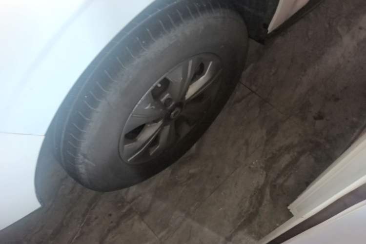 Used Great Wall Poer 2023 2.0T Commercial Version Automatic Diesel Two-Wheel Drive Elite Trim with Long Bed – GW4D20M Left Front Wheel Hub