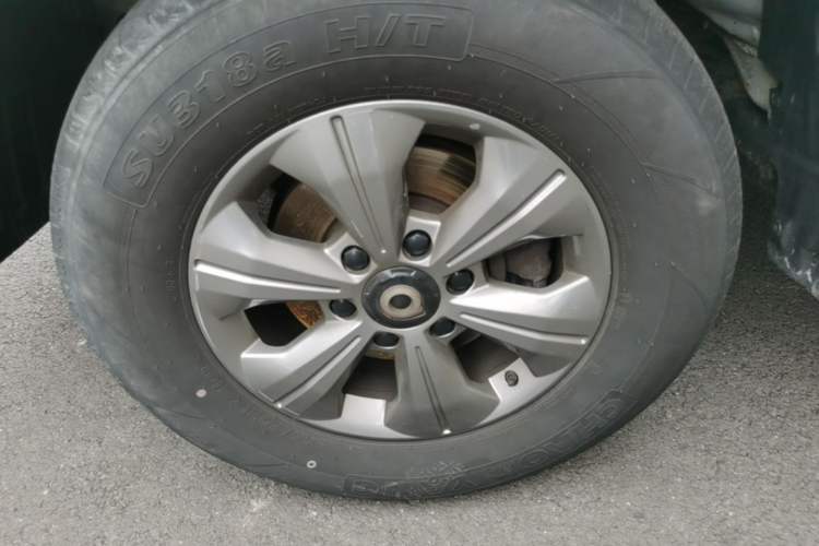 Used Great Wall Poer 2023 2.0T Commercial Version Automatic Diesel Two-Wheel Drive Elite Trim with Long Bed – GW4D20M Left Front Wheel Hub