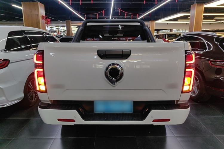 Used Great Wall Poer 2023 2.0T Commercial Version Automatic Diesel 4x4 Navigation Type Long Bed GW4D20M Rear