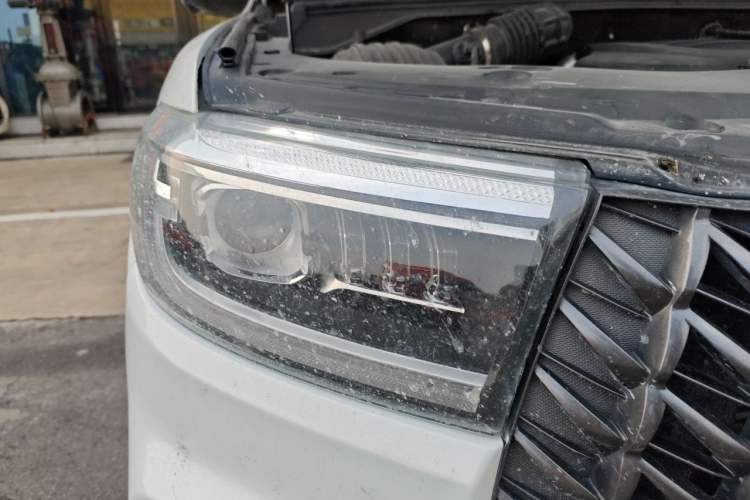 Used Great Wall Poer 2023 2.0T Commercial Version Automatic Diesel 4x4 Elite Standard Box GW4D20M Right Front Headlight