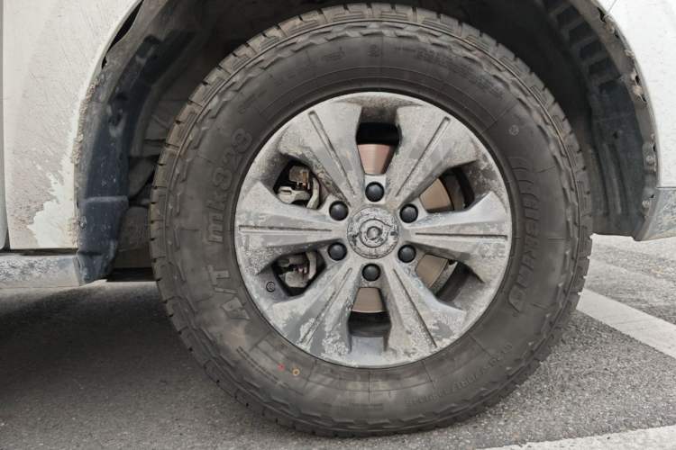 Used Great Wall Poer 2023 2.0T Commercial Version Automatic Diesel 4x4 Elite Standard Box GW4D20M Right Front Wheel Hub