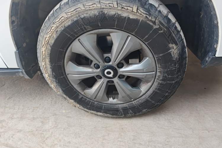 Used Great Wall Poer 2023 2.0T Commercial Version Automatic Diesel 4x4 Elite Long-Box GW4D20M Right Front Wheel Hub