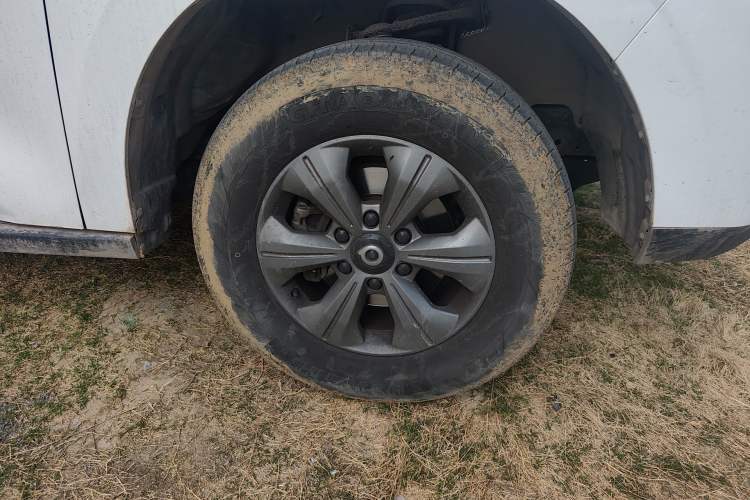 Used Great Wall Poer 2023 2.0T Commercial Version Automatic Diesel Two-Wheel Drive Elite Trim with Long Bed – GW4D20M Right Front Wheel Hub