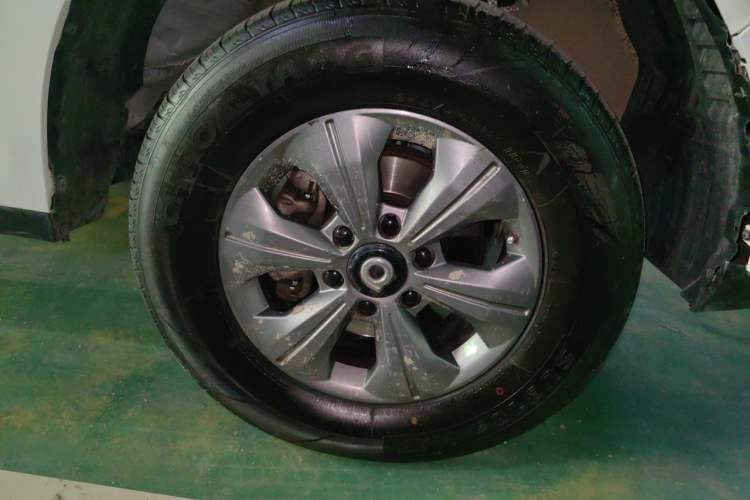 Used Great Wall Poer 2023 2.0T Commercial Version Automatic Gasoline Two-Wheel Drive Elite Trim with Long Bed – GW4C20B Right Front Wheel Hub