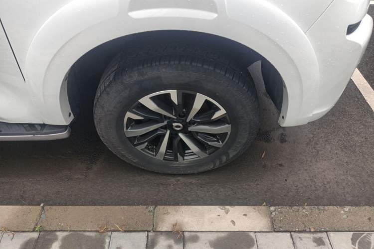 Used Great Wall Poer 2023 2.0T Passenger Version Automatic Gasoline Two-Wheel Drive Comfort Trim – GW4C20B Right Front Wheel Hub
