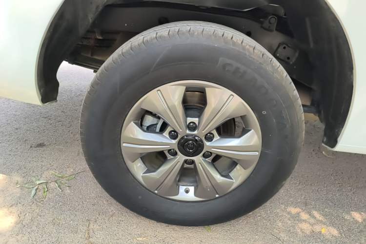 Used Great Wall Poer 2023 2.0T Commercial Version Automatic Gasoline 4x4 Elite Long-Box GW4C20B Right Rear Wheel Hub