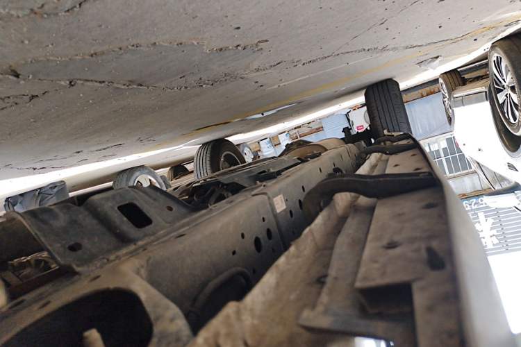 Used Great Wall Poer 2023 2.0T Commercial Version Automatic Diesel 4x4 Elite Long-Box GW4D20M Right Side Sill