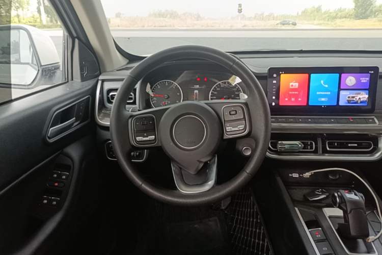 Used Great Wall Poer 2023 2.0T Commercial Version Automatic Diesel Two-Wheel Drive Elite Trim with Long Bed – GW4D20M Steering Wheel