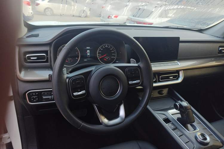 Used Great Wall Poer 2023 2.0T Commercial Version Automatic Diesel 4x4 Elite Long-Box GW4D20M Steering Wheel