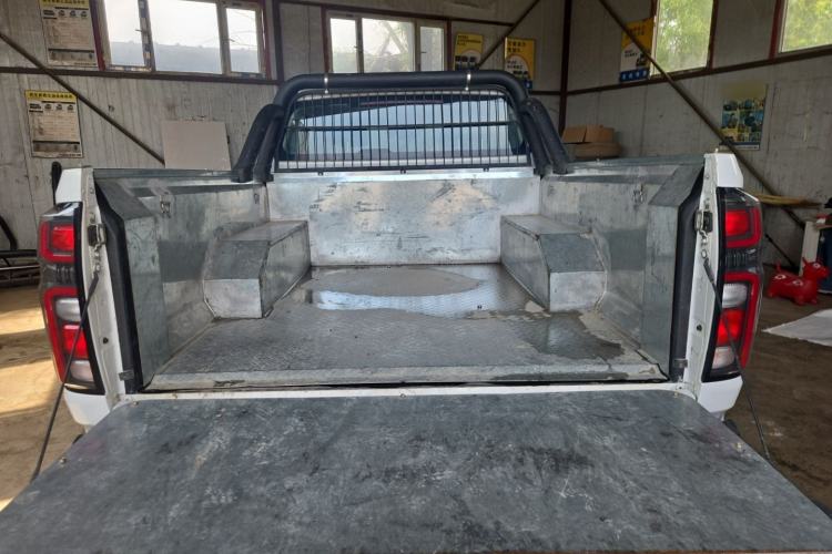 Used Great Wall Poer 2023 2.0T Commercial Version Manual Gasoline 4x4 Elite Long-Box GW4C20B Trunk