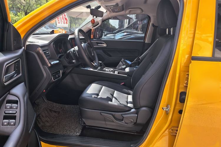 Used Great Wall Poer 2023 2.0T Commercial Version Automatic Gasoline 4x4 Elite Long-Box GW4C20B Interior 3