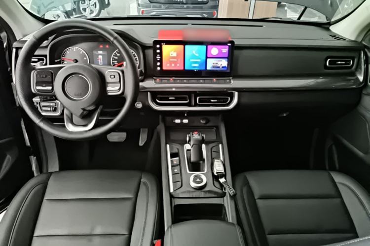 Used Great Wall Poer 2024 2.4T Commercial Version Automatic Diesel Two-Wheel Drive Elite Edition Center Console