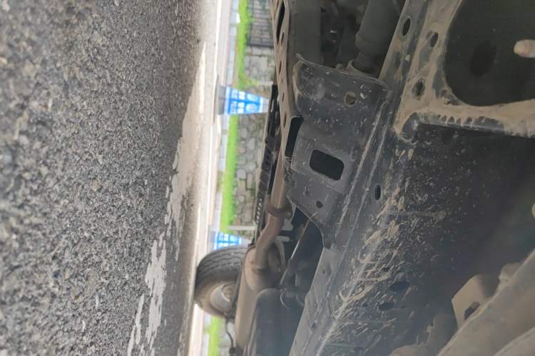 Used Great Wall Poer 2024 2.4T Passenger Version Automatic Diesel 4x4 Comfort Trim Chassis Front Left