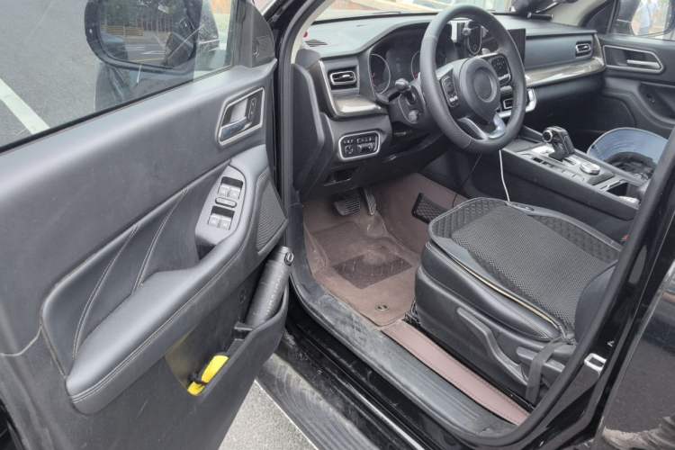 Used Great Wall Poer 2024 2.4T Commercial Version Automatic Diesel 4x4 Elite Edition Driver Seat