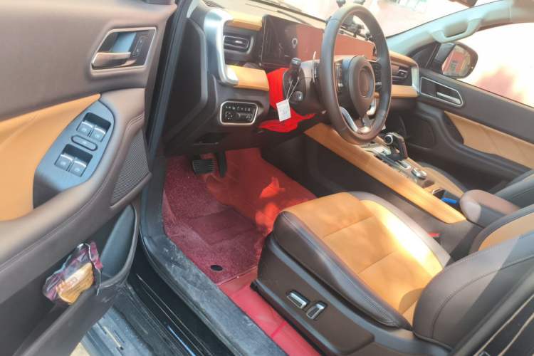 Used Great Wall Poer 2024 2.4T Passenger Version Automatic Diesel 4x4 Sporty Trim Driver Seat
