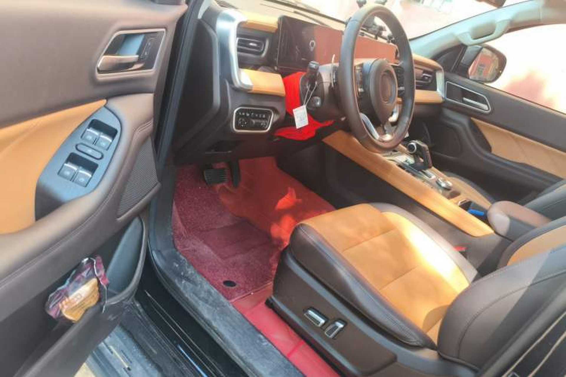Used Great Wall Poer 2024 2.4T Passenger Version Automatic Diesel 4x4 Sporty Trim Driver Seat