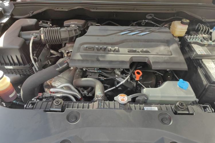 Used Great Wall Poer 2024 2.4T Commercial Version Automatic Diesel 4x4 Elite Edition Engine Bay