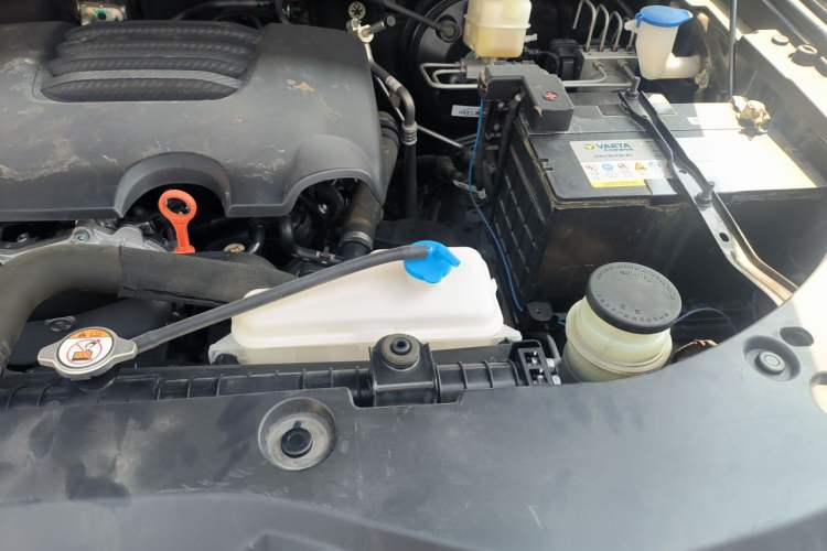 Used Great Wall Poer  Engine Bay Left