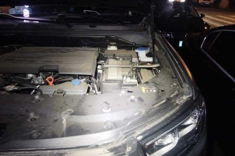 Used Great Wall Poer  Engine Bay Left