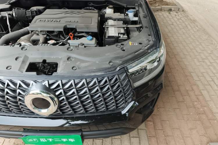 Used Great Wall Poer 2024 2.4T Commercial Version Automatic Diesel 4x4 Elite Edition Engine Bay Left