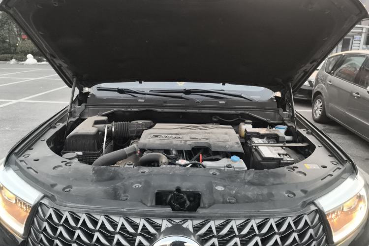 Used Great Wall Poer 2024 2.4T Commercial Version Automatic Diesel 4x4 Elite Edition Engine Bay