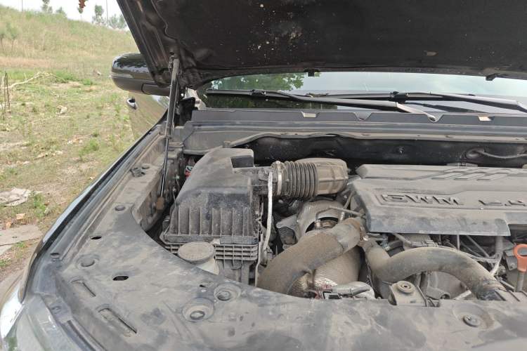 Used Great Wall Poer 2024 2.4T Commercial Version Automatic Diesel Two-Wheel Drive Elite Edition Engine Bay Right