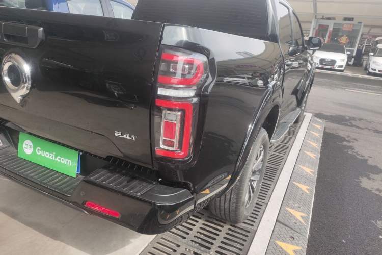 Used Great Wall Poer 2024 2.4T Passenger Version Automatic Diesel 4x4 Comfort Trim Exterior 3