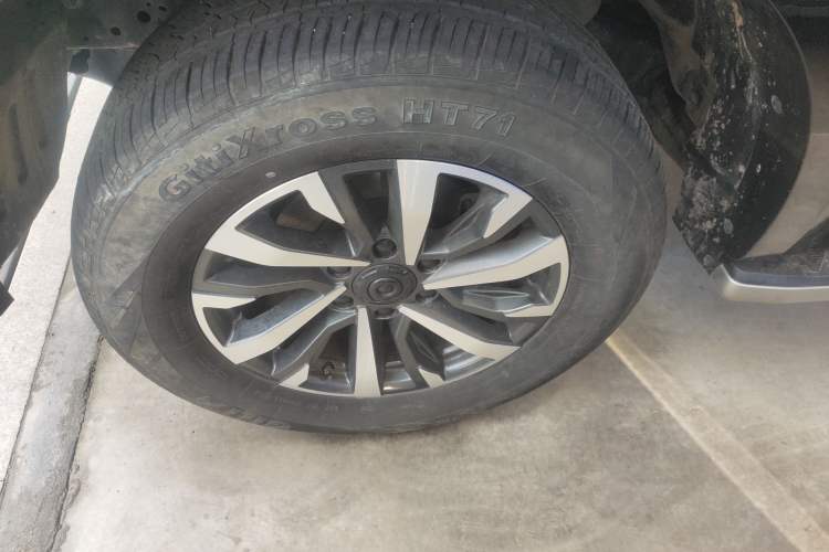 Used Great Wall Poer 2024 2.4T Passenger Version Automatic Diesel 4x4 Comfort Trim Exterior 4