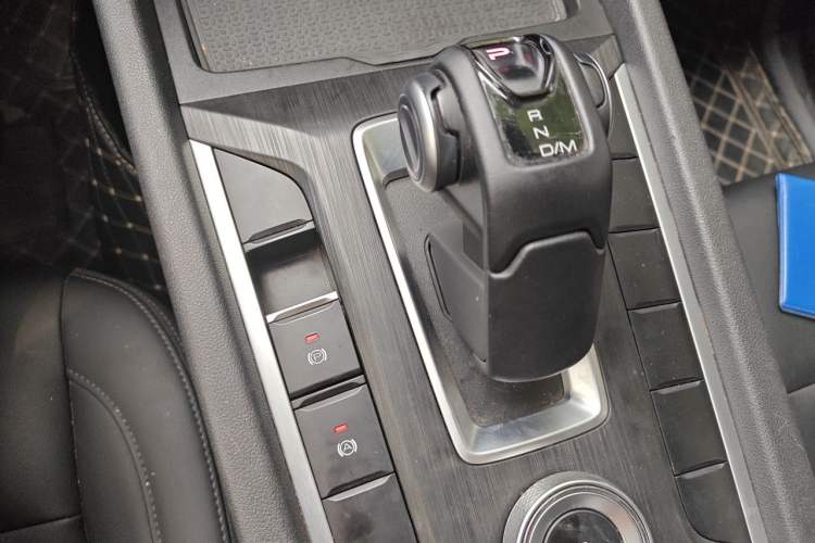 Used Great Wall Poer 2024 2.4T Commercial Version Automatic Diesel Two-Wheel Drive Elite Edition Gear Lever