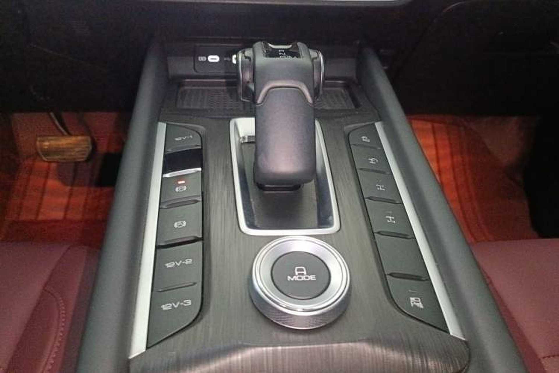 Used Great Wall Poer 2024 2.4T Off-Road Edition Automatic Diesel 4x4 Advanced Version Gear Lever