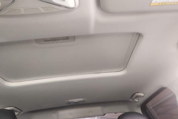 Used Great Wall Poer 2024 2.4T Passenger Version Automatic Diesel 4x4 Comfort Trim Headliner