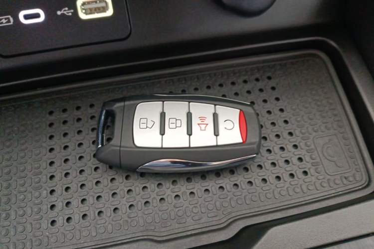Used Great Wall Poer 2024 2.4T Off-Road Edition Automatic Diesel 4x4 Advanced Version Interior 1