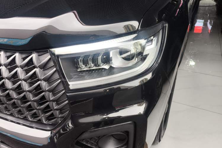 Used Great Wall Poer 2024 2.4T Commercial Version Automatic Diesel 4x4 Elite Edition Left Front Headlight