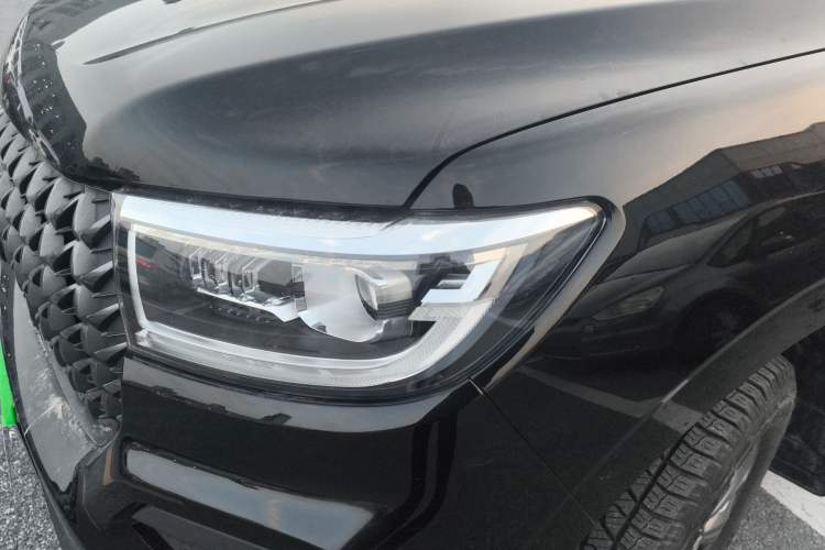 Used Great Wall Poer 2024 2.4T Commercial Version Automatic Diesel 4x4 Elite Edition Left Front Headlight
