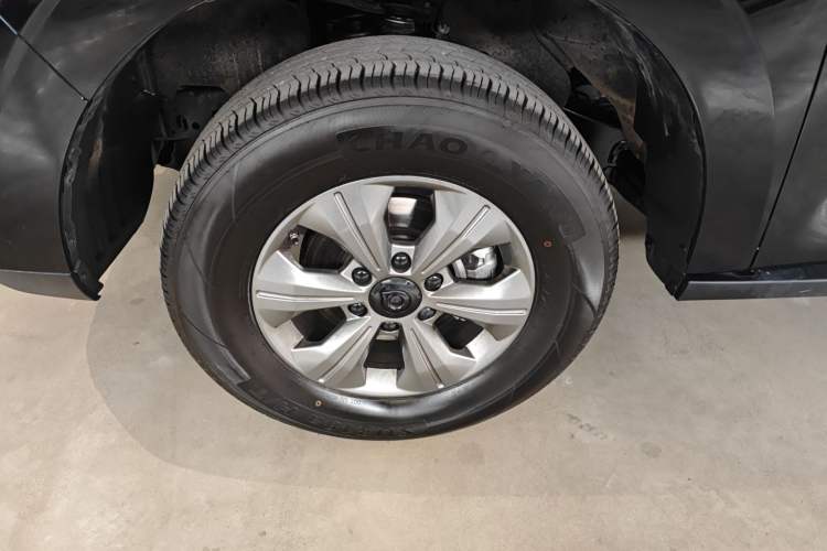 Used Great Wall Poer 2024 2.4T Commercial Version Automatic Diesel 4x4 Elite Edition Left Front Wheel Hub