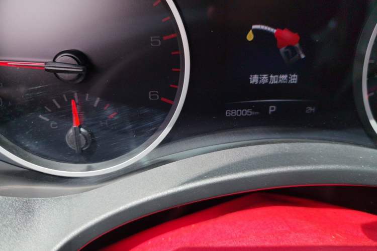 Used Great Wall Poer 2024 2.4T Commercial Version Automatic Diesel 4x4 Elite Edition Odometer Close Up