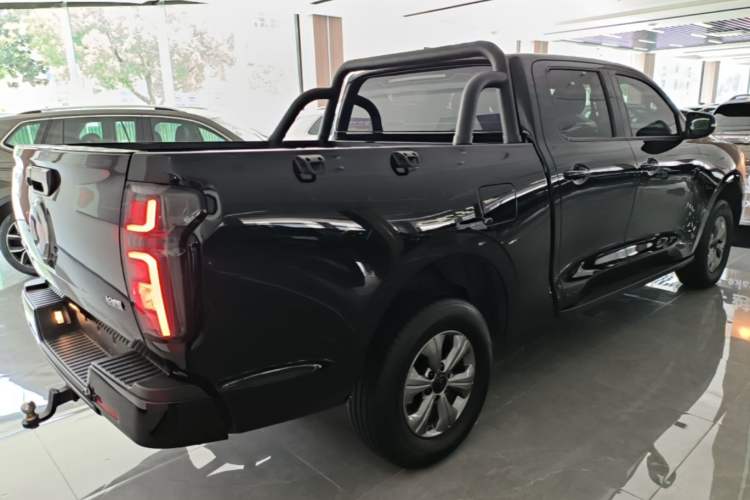 Used Great Wall Poer 2024 2.4T Commercial Version Automatic Diesel Two-Wheel Drive Elite Edition Rear Right 45 Deg