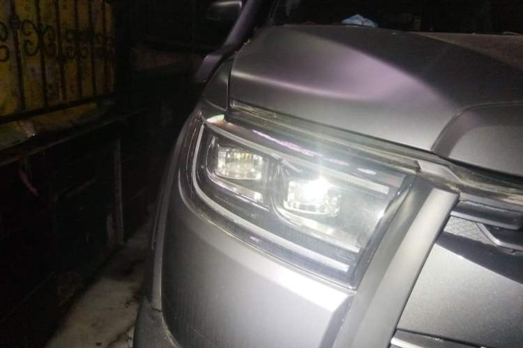 Used Great Wall Poer  Right Front Headlight